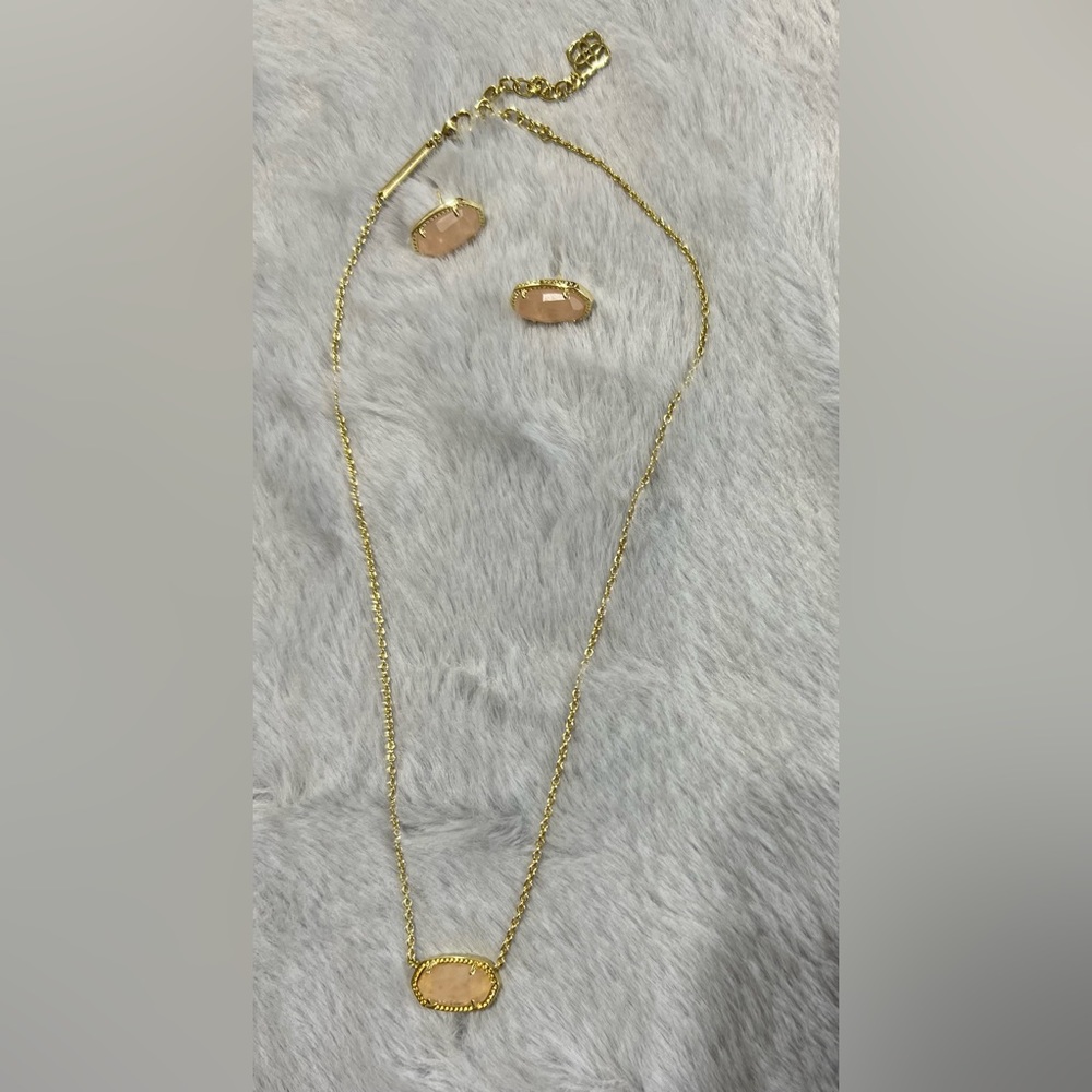 Kendra Scott necklace and earrings set in rose quartz